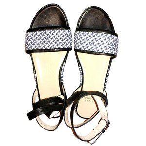 STUART WEITZMAN 8.5M Blk/Wht Weave Leather Open Toe Espadrille Platform Sandals